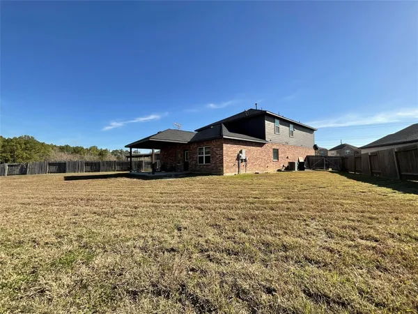 $2,700 | 8039 Brooks Crossing Drive, Baytown, TX 77521