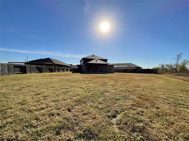 $2,800 | 8039 Brooks Crossing Drive, Baytown, TX 77521