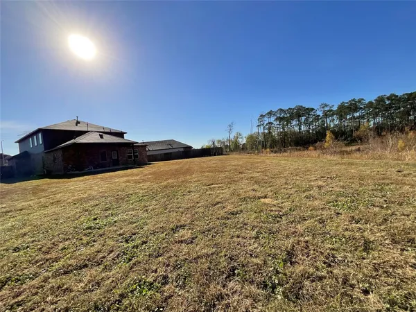 $2,700 | 8039 Brooks Crossing Drive, Baytown, TX 77521