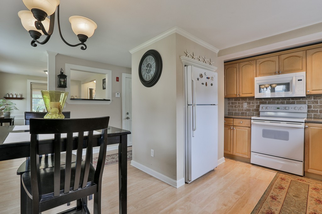 34 Ferry Road Salisbury, MA 01952 - Photo 16 of 30
