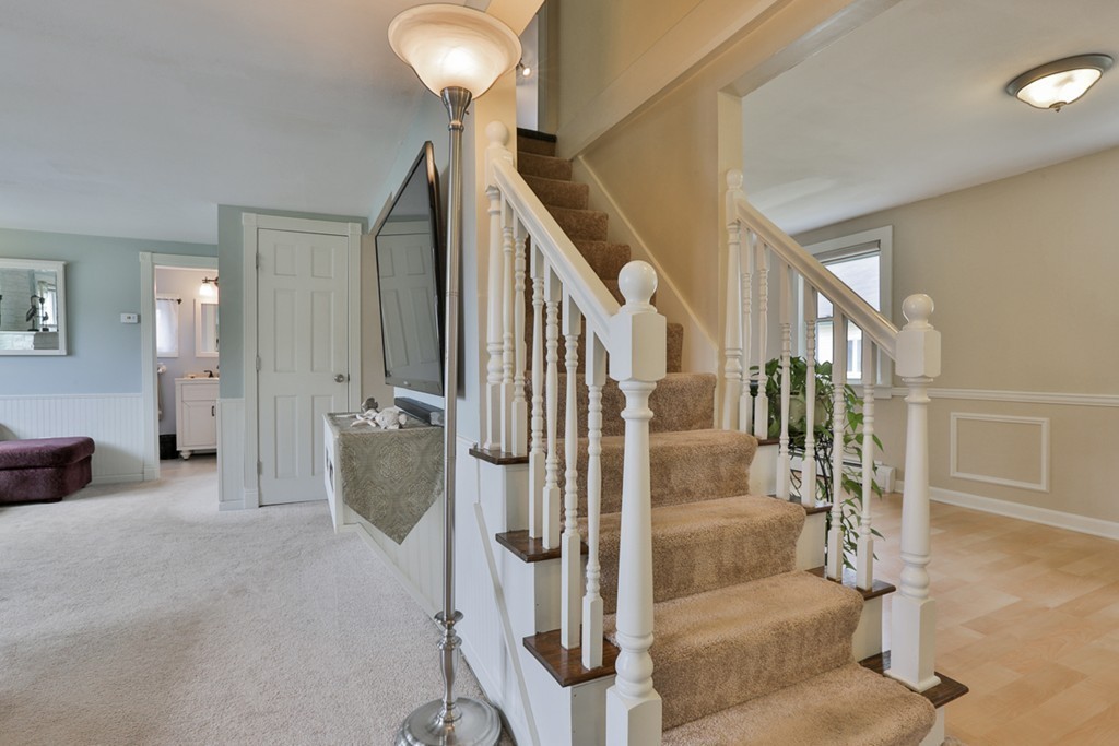 34 Ferry Road Salisbury, MA 01952 - Photo 7 of 30