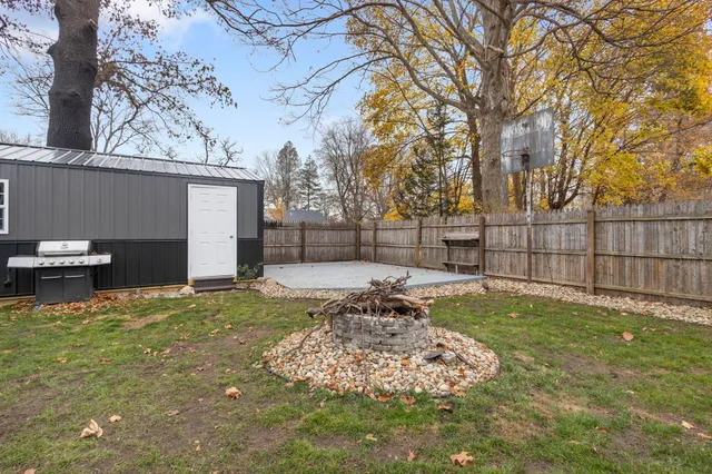 $210,000 | 101 Haines Street, Dowagiac, MI 49047