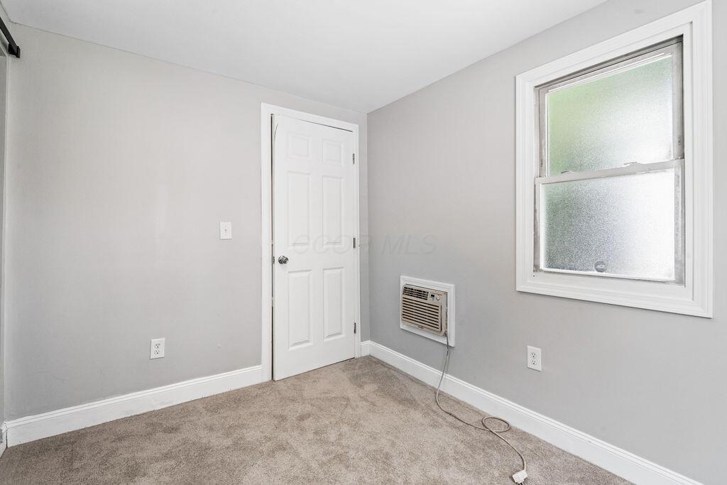 755 Stelzer Road, Unit 1230 Columbus, OH 43219 - Photo 19 of 24 DSC_6481