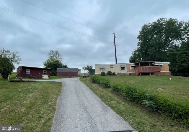 $250,000 | 828 Spring City Road, Phoenixville, PA 19460