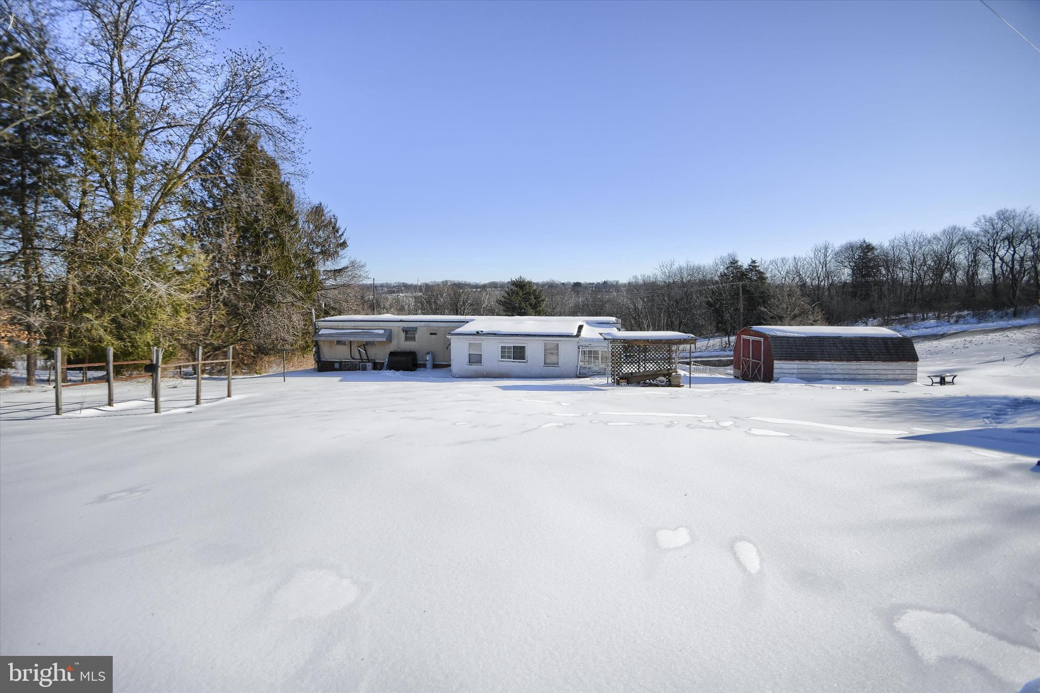 828 Spring City Road Phoenixville, PA 19460 - Photo 6 of 17