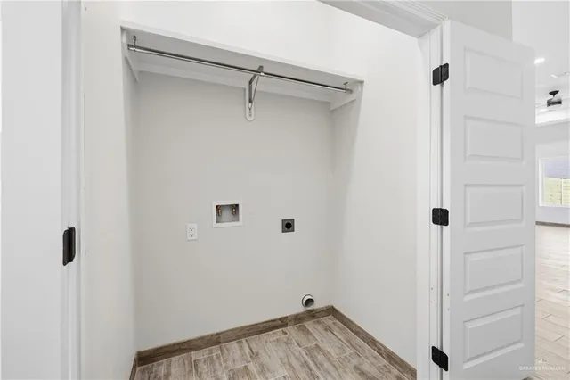 $237,900 | 710 West 25th Street, Mission, TX 78574