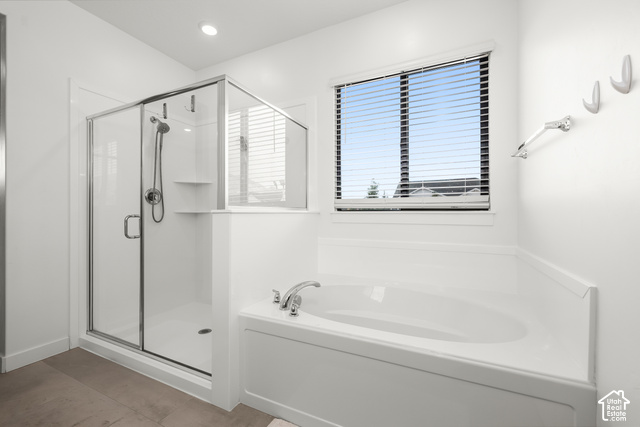 259 South Chamberlain Street Mapleton, UT 84664 - Photo 20 of 54 Soaking tub with chrome fixtures, glass-enclosed shower, window with blinds, recessed lighting, and tile flooring