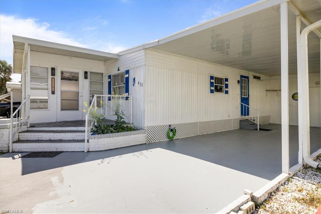 a house view with a outdoor space
