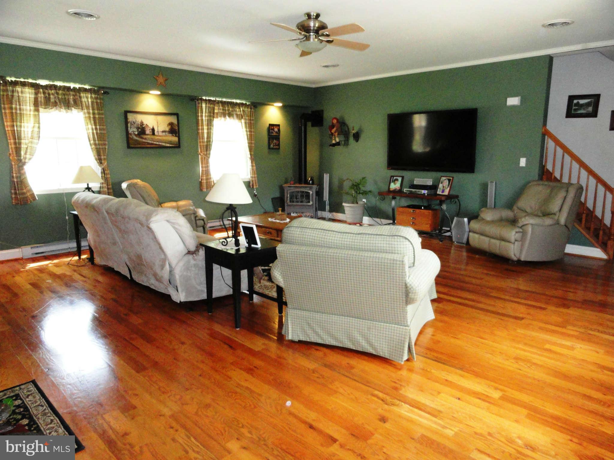 7314 Houser Road Sharpsburg, MD 21782 - Photo 22 of 29 Family Room