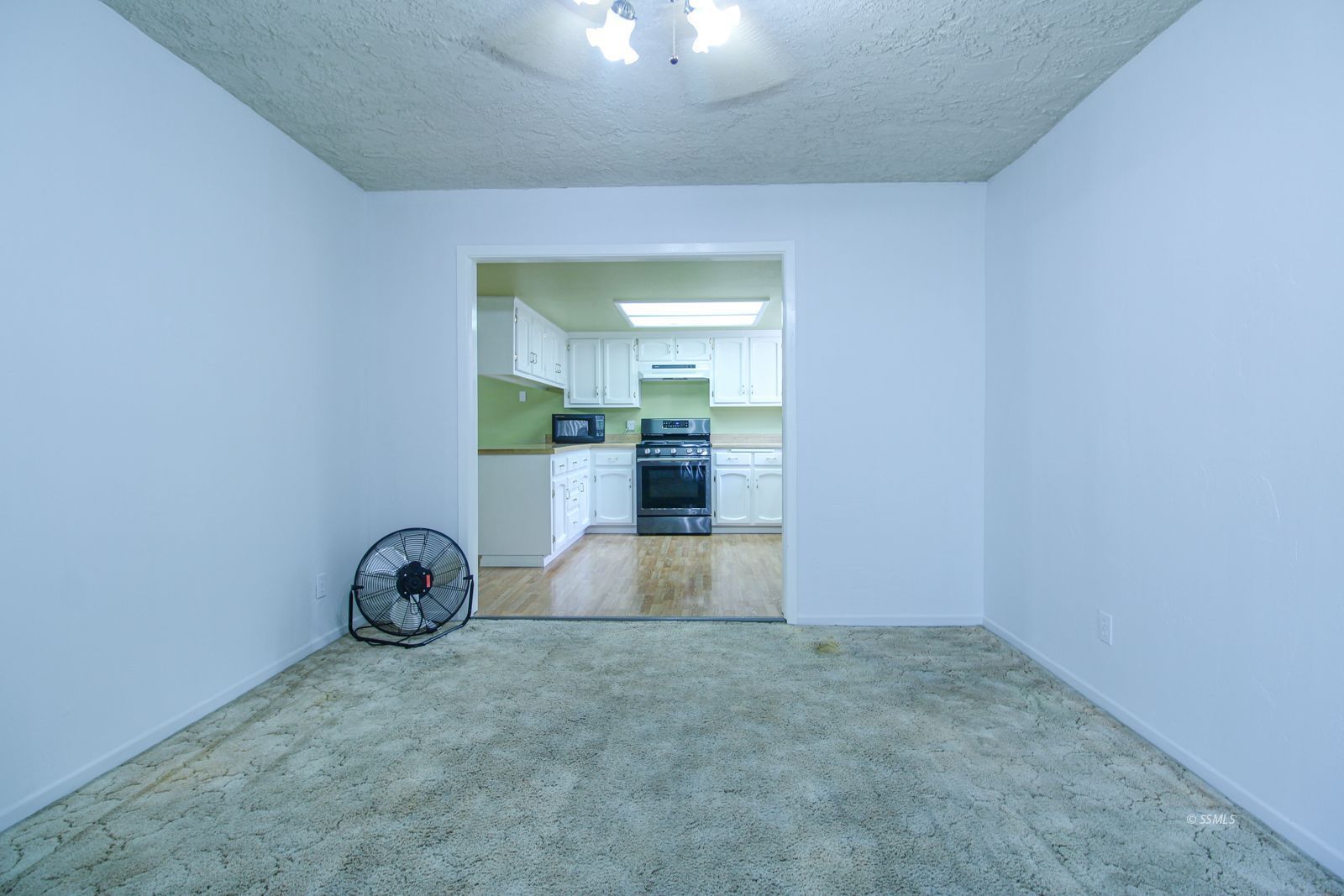 400 North Mono Street Ridgecrest, CA 93555 - Photo 13 of 35 Gallery Image 13