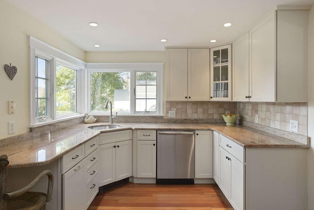 55 Crescent Avenue Scituate, MA 02066 - Photo 15 of 41