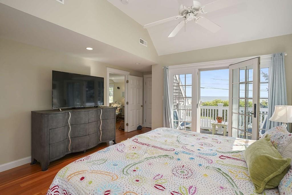 55 Crescent Avenue Scituate, MA 02066 - Photo 24 of 41