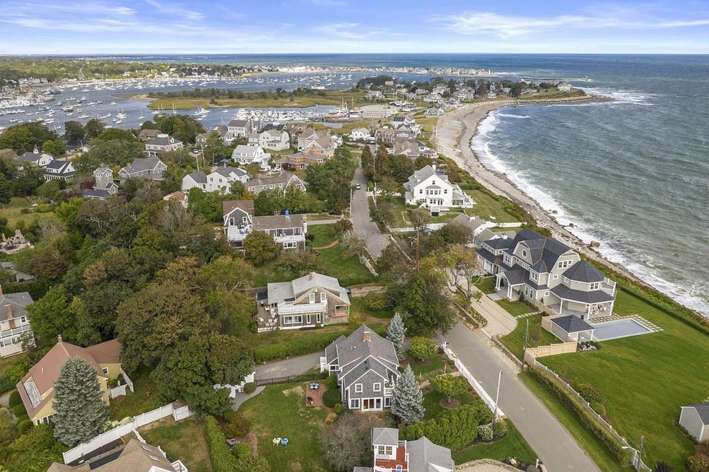 55 Crescent Avenue Scituate, MA 02066 - Photo 3 of 41