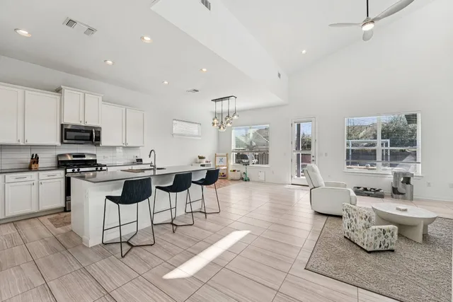 $3,500 | 7113 Garnet Mill Lane, Austin, TX 78744