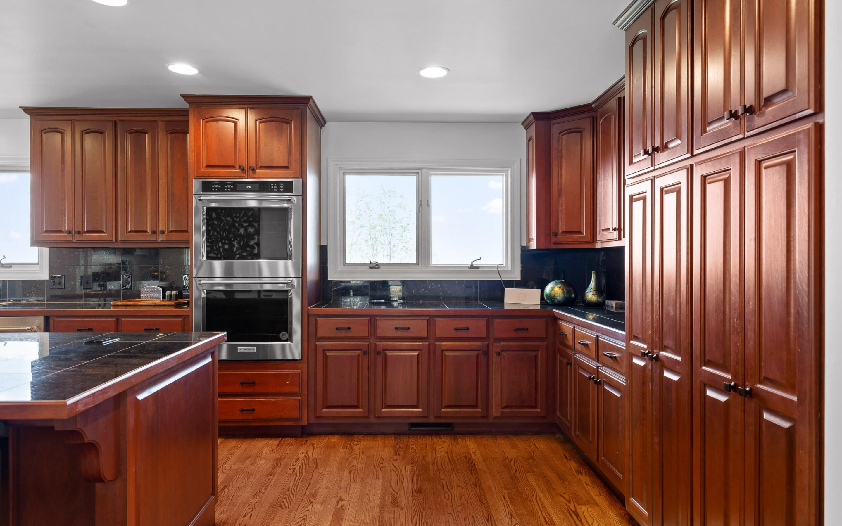 27471 County Road 89 Mentone, AL 35984 - Photo 19 of 57 Elegantly Appointed Kitchen