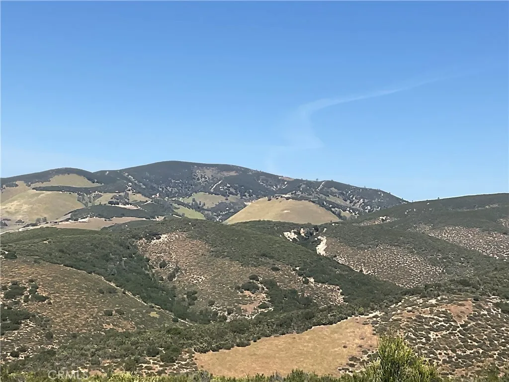 105 Paulsen Road King City, CA 93930 - Photo 11 of 25 a view of a mountain range in a cloudy sky