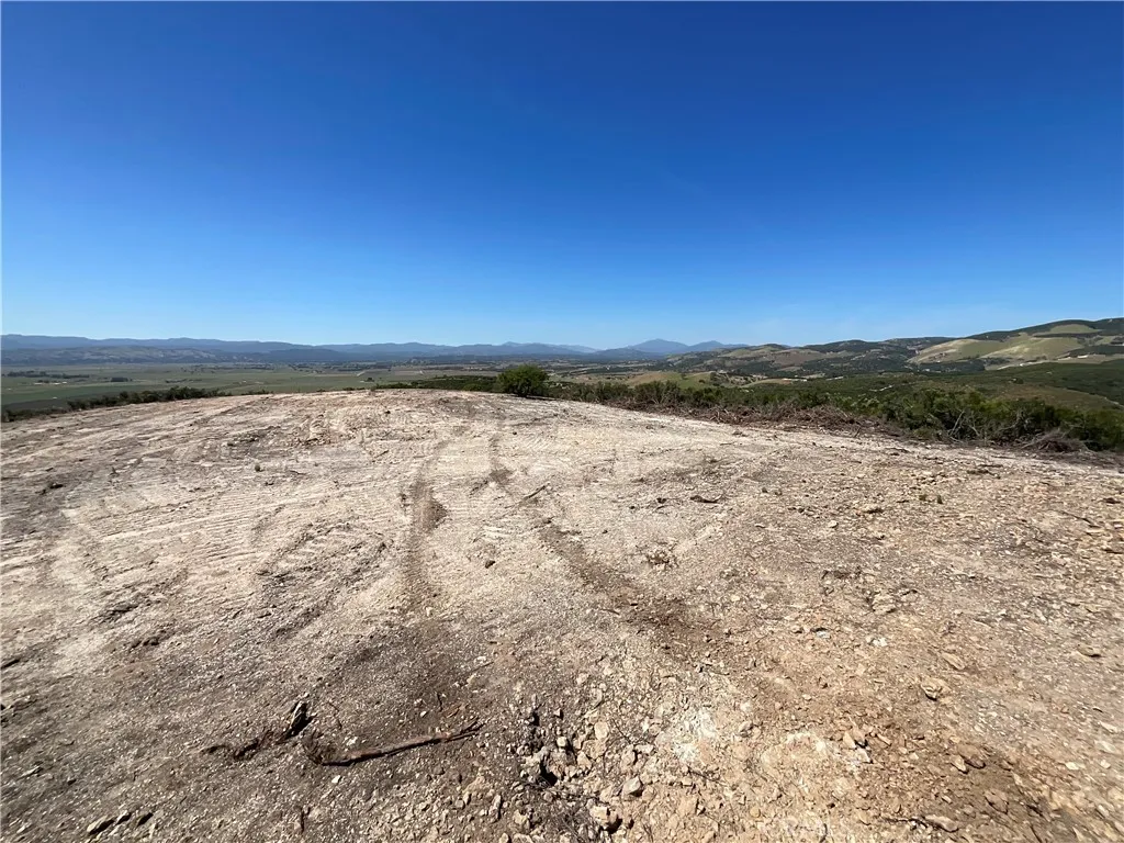 105 Paulsen Road King City, CA 93930 - Photo 15 of 25 a view of ocean view with beach