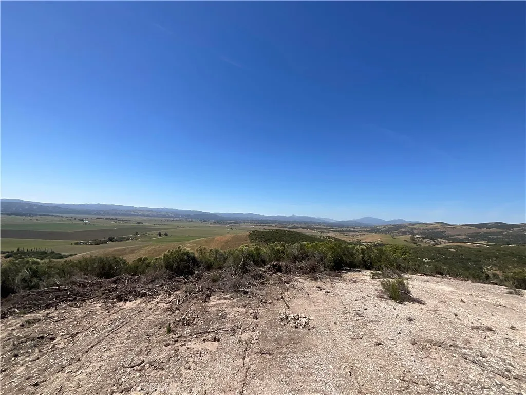 105 Paulsen Road King City, CA 93930 - Photo 9 of 25 a view of ocean view with beach