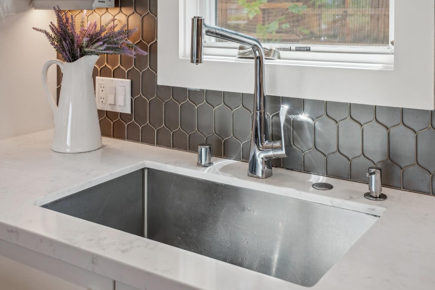 1 Millbrae Circle Millbrae, CA 94030 - Photo 13 of 110