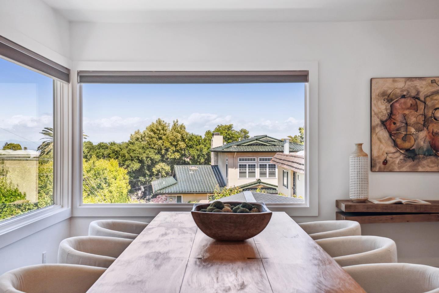 1 Millbrae Circle Millbrae, CA 94030 - Photo 20 of 110 a living room with furniture and a potted plant