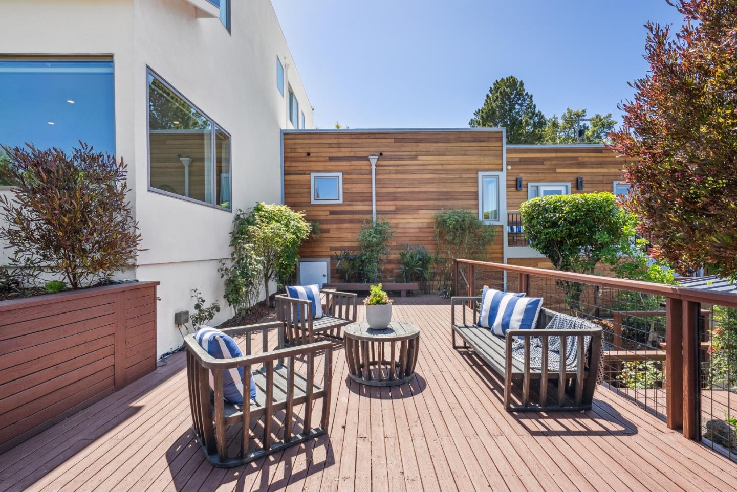 1 Millbrae Circle Millbrae, CA 94030 - Photo 99 of 110 a view of a chairs and table on the wooden floor