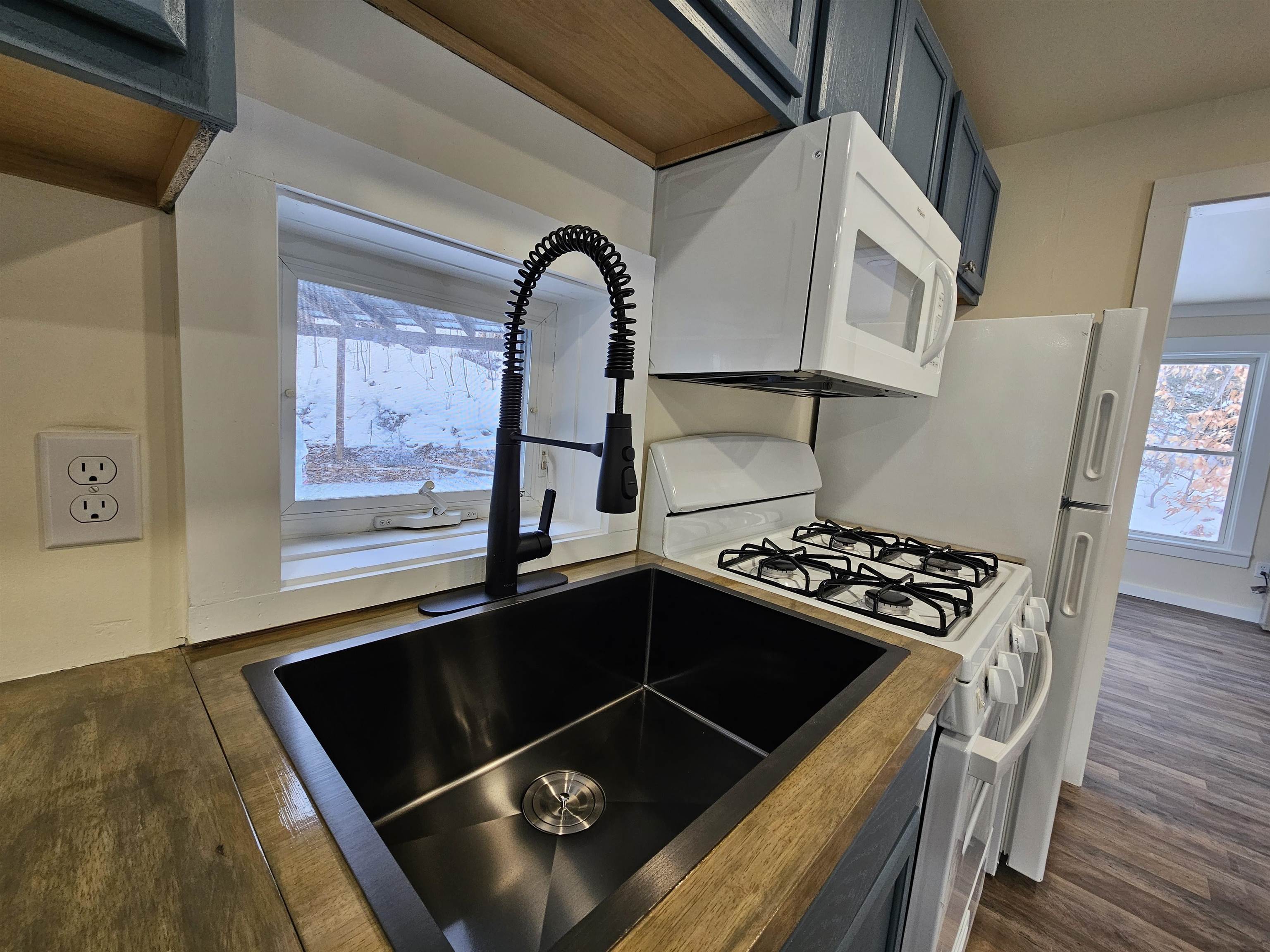 67 Buffalo Street Hardwick, VT 05843 - Photo 13 of 29