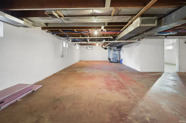 $277,400 | 10906 West Jackson Street, Yorktown, IN 47396