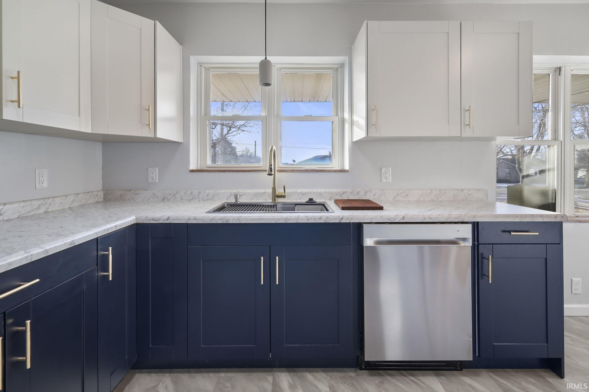 10906 West Jackson Street Yorktown, IN 47396 - Photo 6 of 18