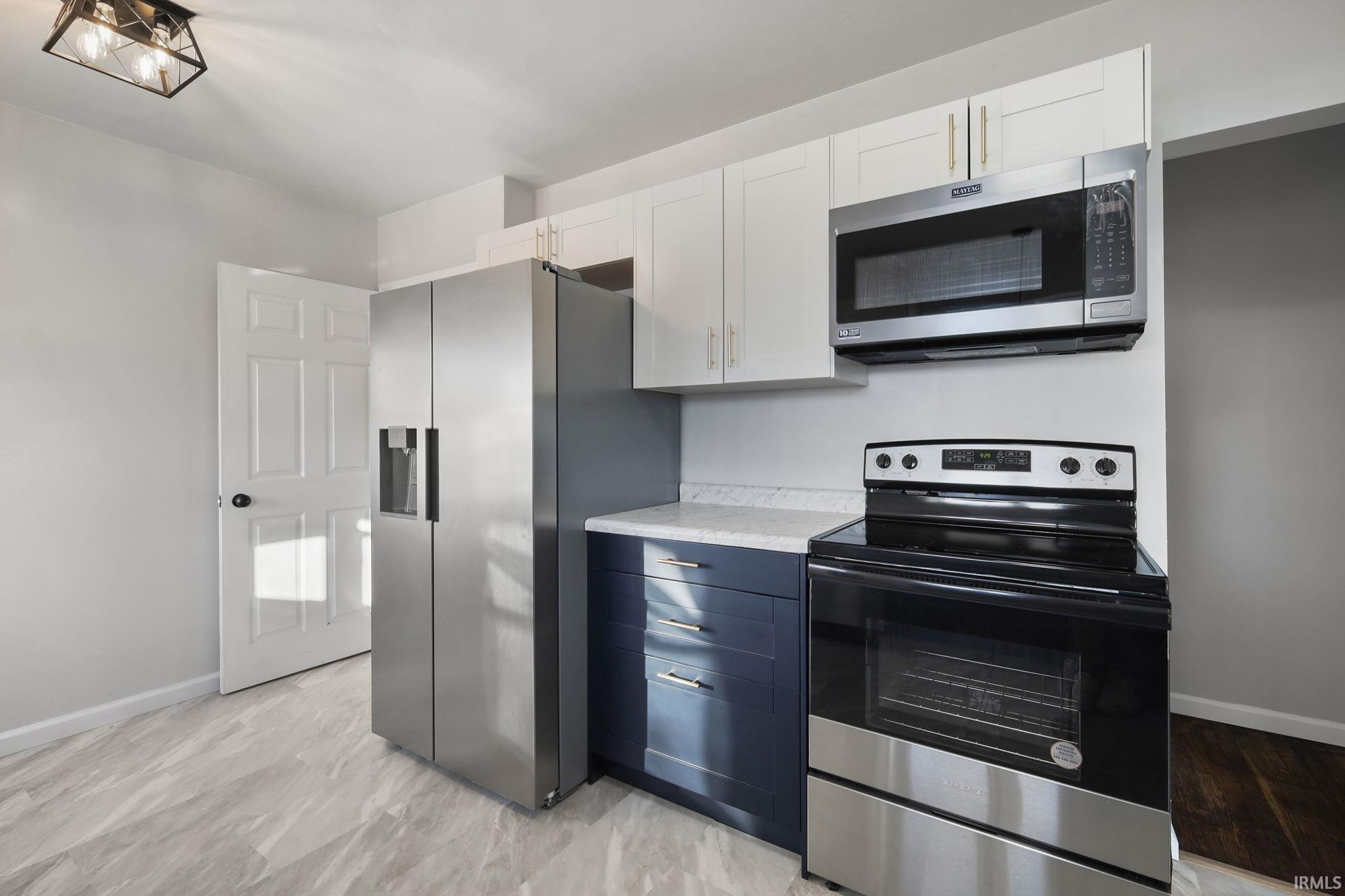 10906 West Jackson Street Yorktown, IN 47396 - Photo 7 of 18