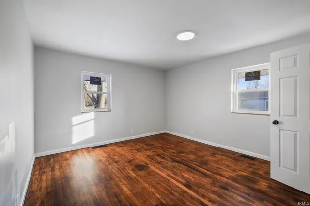 $277,400 | 10906 West Jackson Street, Yorktown, IN 47396