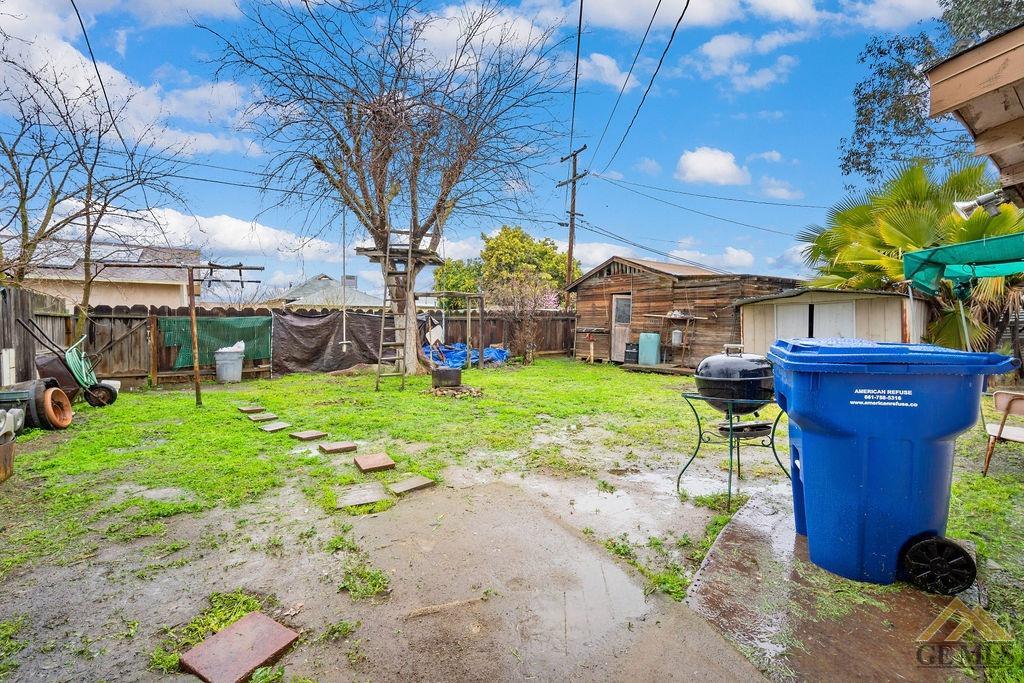 Undisclosed Address Wasco, CA 93280 - Photo 27 of 29 a view of a porch with a yard