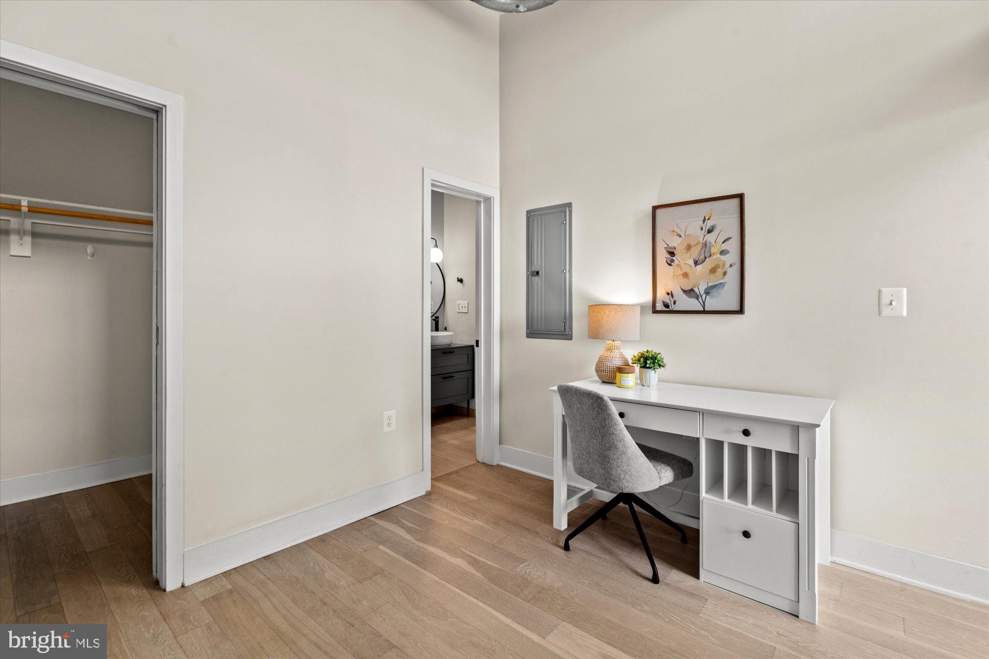 732 15th Street Southeast, Unit 6 Washington, DC 20003 - Photo 18 of 41