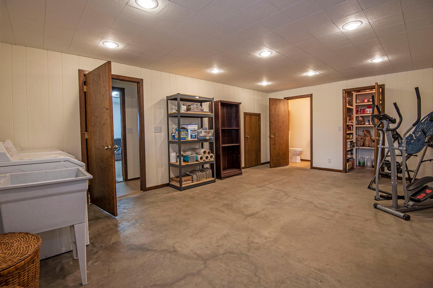 2571 Southwest 75th Street Redmond, OR 97756 - Photo 27 of 41 2571 SW 75th St Redmond OR-large-023-013