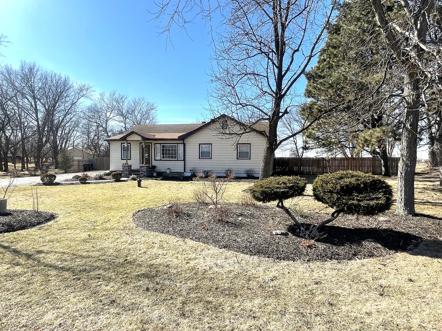 16058 South Gougar Road Homer Glen, IL 60491 - Photo 2 of 25