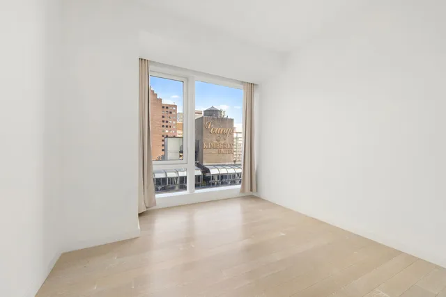 $7,000 | 138 East 50th Street, Unit 29B | Midtown East