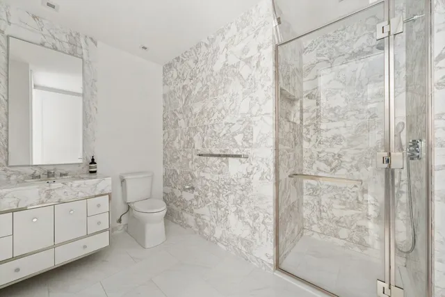 $7,000 | 138 East 50th Street, Unit 29B | Midtown East