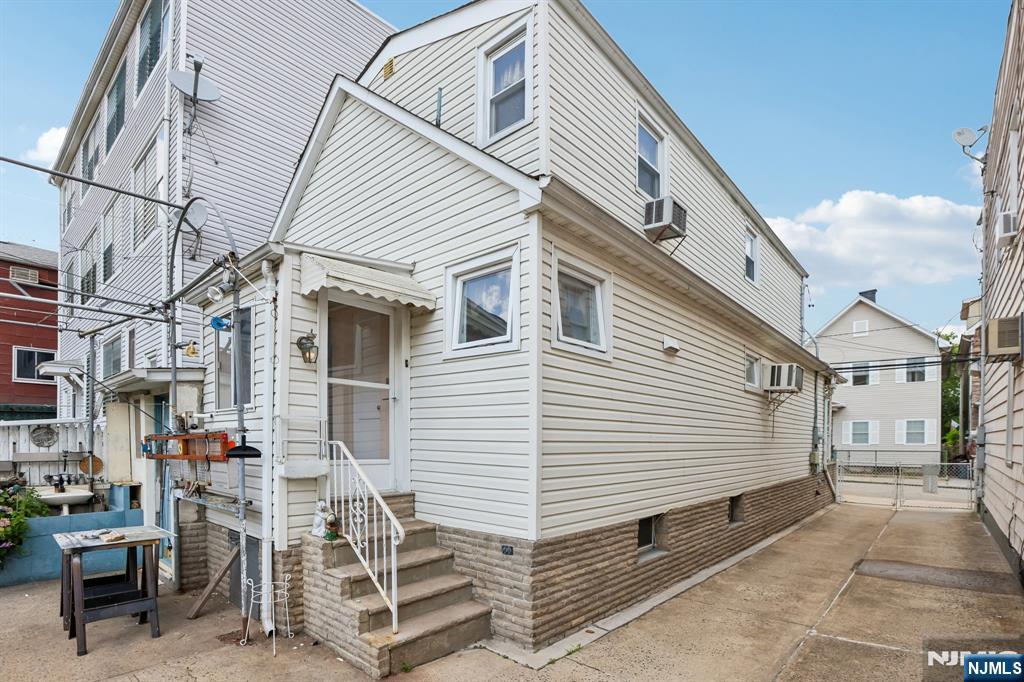 18 Patterson Street Harrison, NJ 07029 - Photo 44 of 46