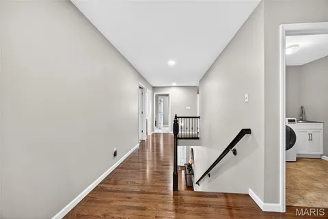 $900,000 | 468 Maple Rise Path, Chesterfield, MO 63005