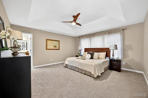 $900,000 | 468 Maple Rise Path, Chesterfield, MO 63005