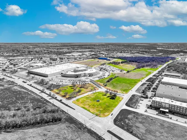 a view of an ocean view