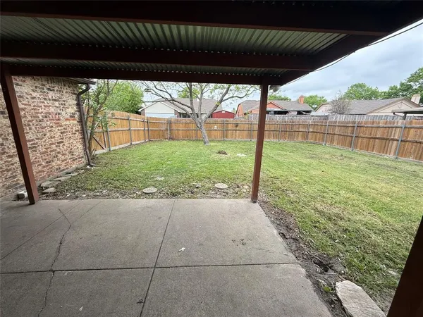 $2,100 | 9421 Shipman Street, Rowlett, TX 75088