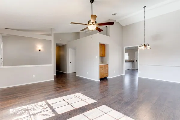 $2,100 | 9421 Shipman Street, Rowlett, TX 75088