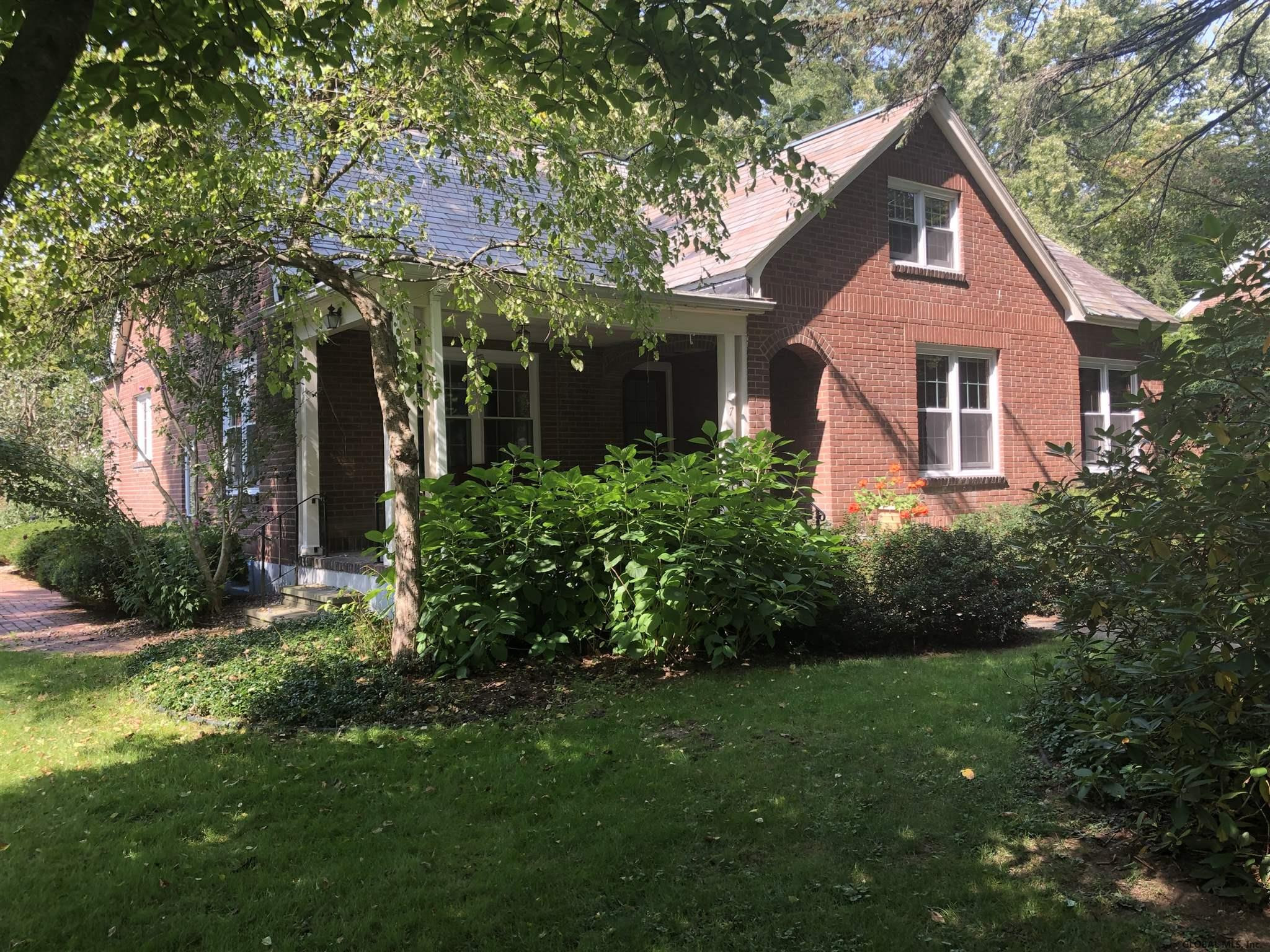 7 Upper Loudon Road Colonie, NY 12211 - Photo 1 of 28 Photo 1