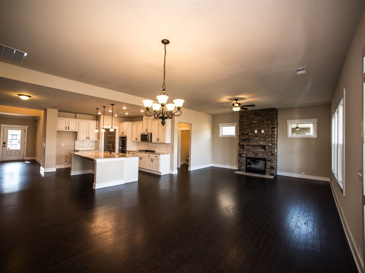 542 Grandon Road Greer, SC 29651 - Photo 7 of 18