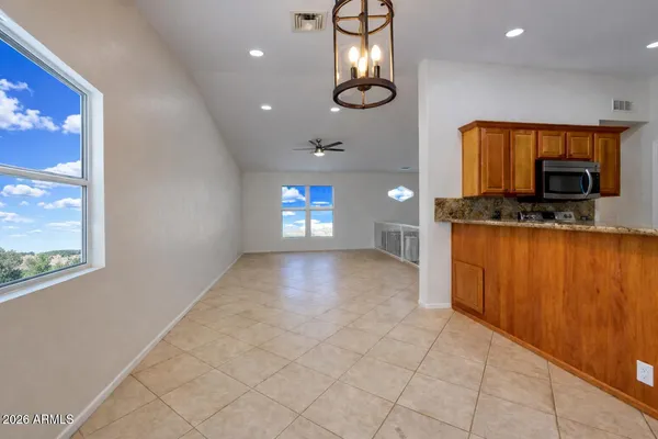 $2,900 | 7221 West Windrose Drive, Peoria, AZ 85381