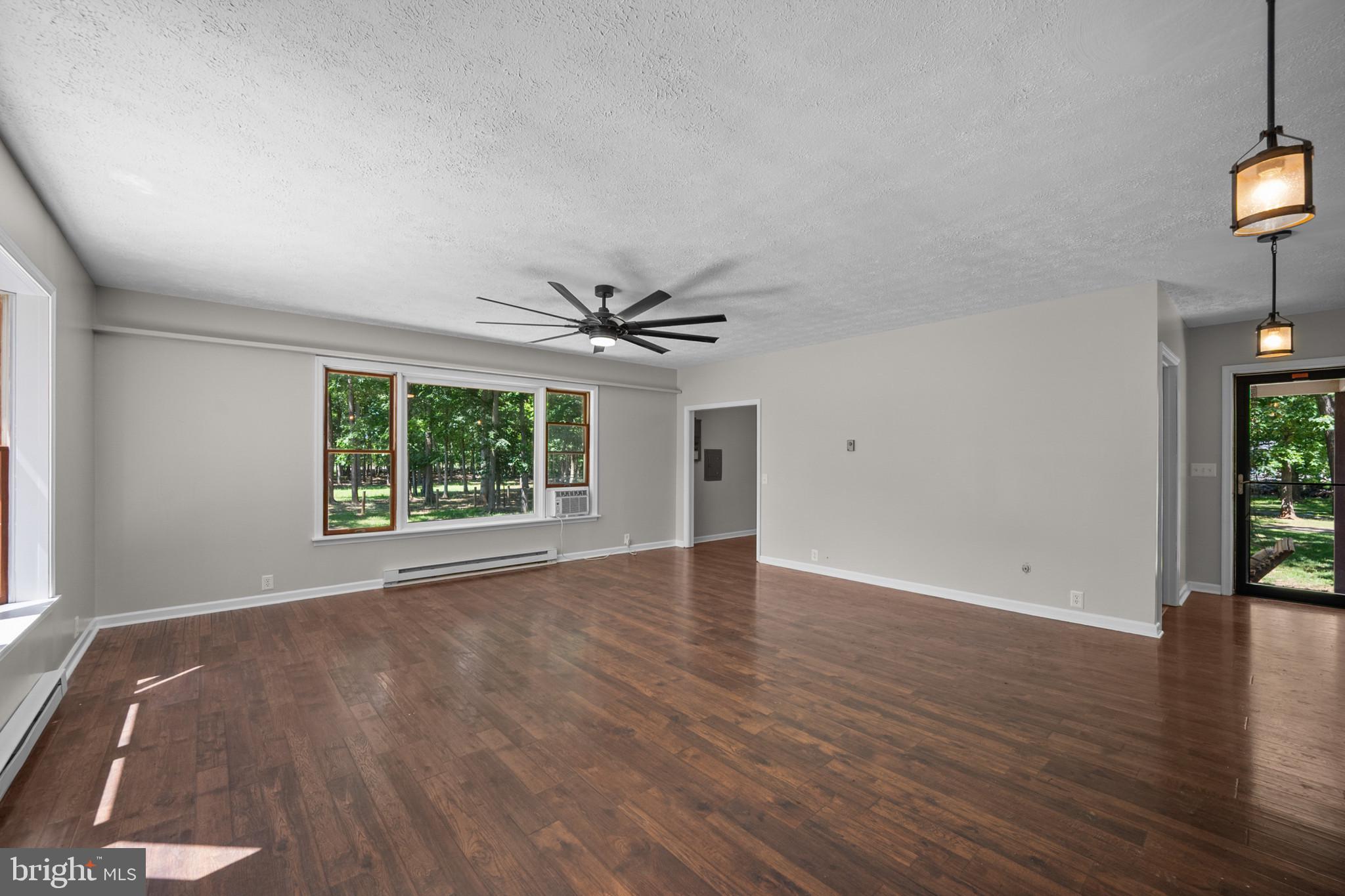 2085 Crums Church Road Berryville, VA 22611 - Photo 6 of 61 Family Room or Primary suite!