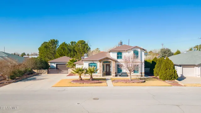 $350,000 | 502 Estancia Clara Lane, Socorro, TX 79927