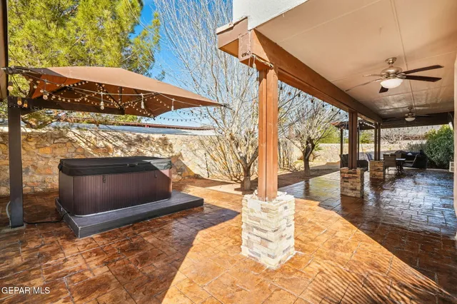 $350,000 | 502 Estancia Clara Lane, Socorro, TX 79927