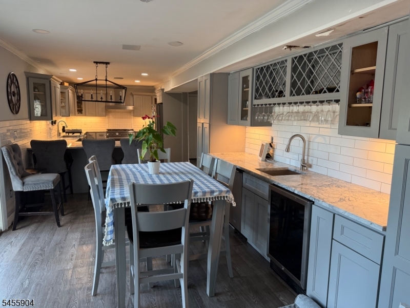 67 Coventry Road Wayne, NJ 07470 - Photo 16 of 26 Gallery Image 16