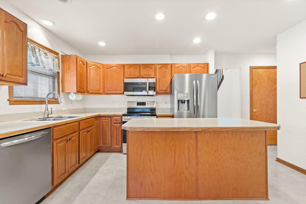 50 Roland Court Pataskala, OH 43062 - Photo 7 of 28 Gallery Image 7